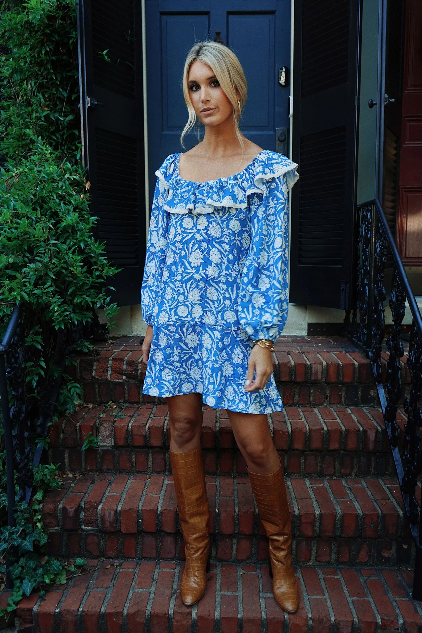 Dawn Dress-Ruffle Collar